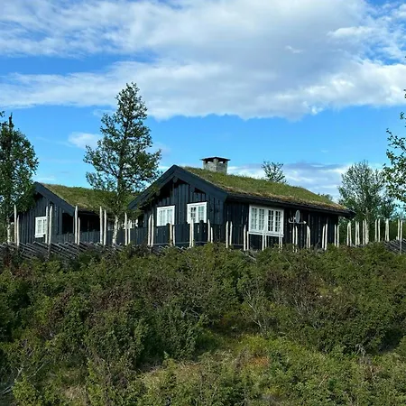 Holiday home Family With Jotunheimen View