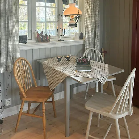 Holiday home Family With Jotunheimen View Gala