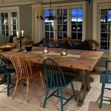 בית נופש Family With Jotunheimen View