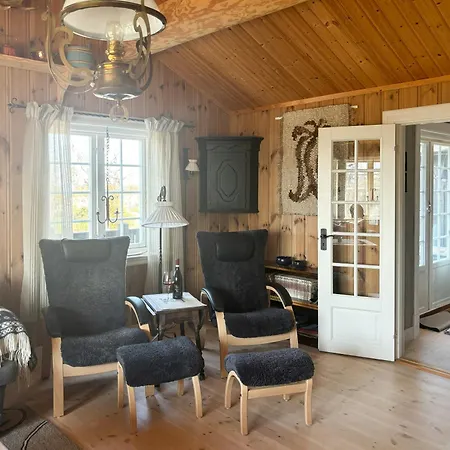 Family With Jotunheimen View Holiday home *