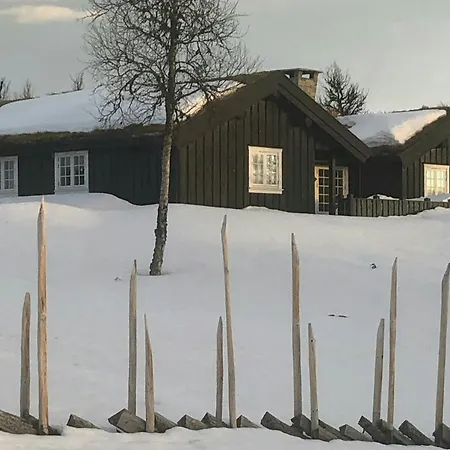 Holiday home Family With Jotunheimen View Gala